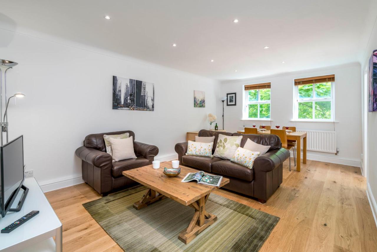 Splendid Apartment Near Vauxhall Tube Londra Exterior foto