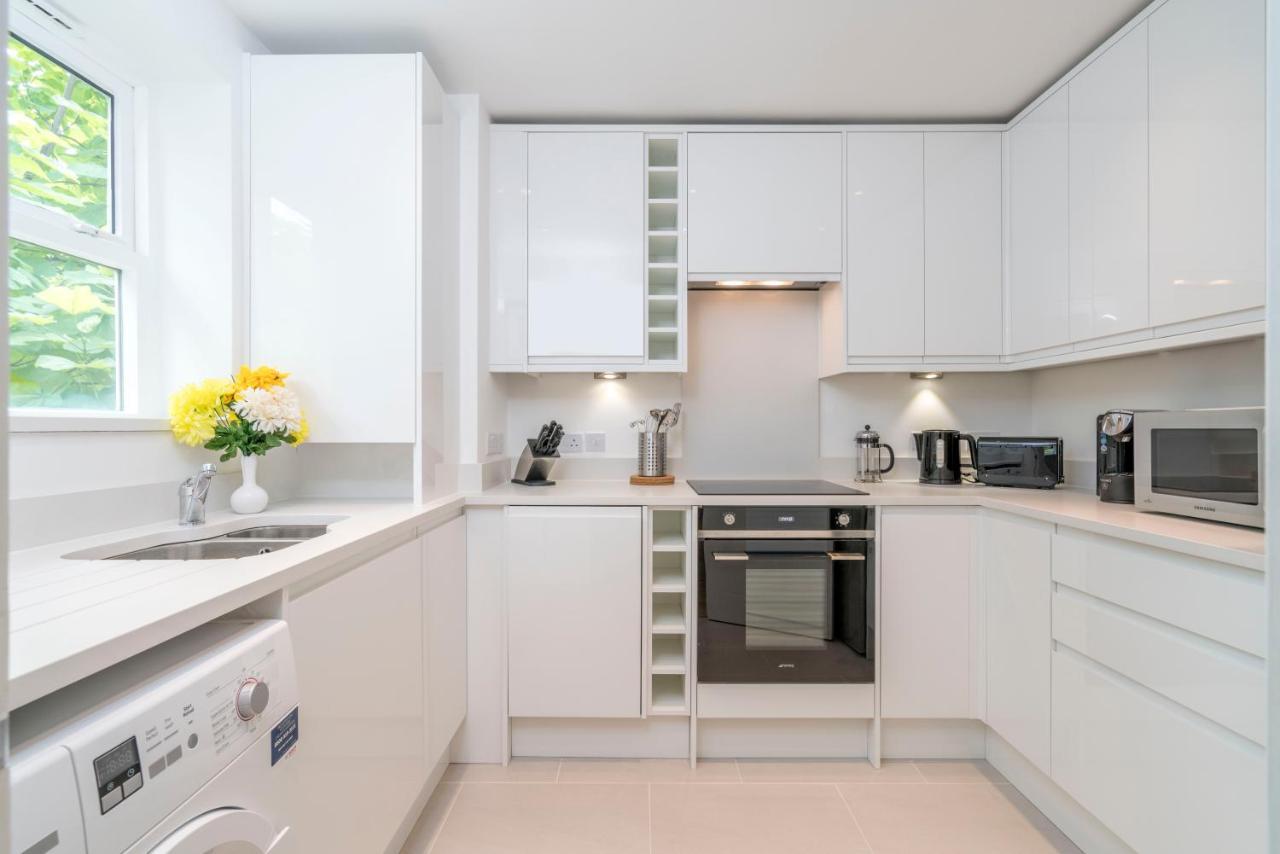 Splendid Apartment Near Vauxhall Tube Londra Exterior foto