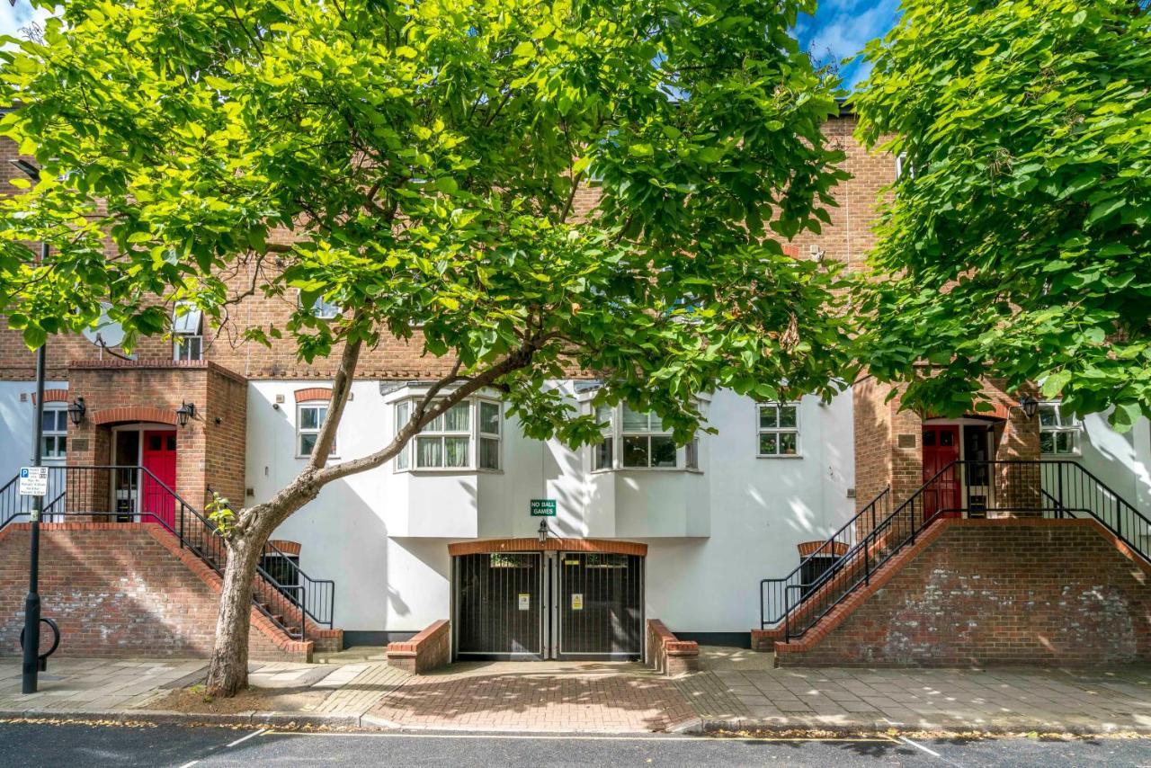 Splendid Apartment Near Vauxhall Tube Londra Exterior foto